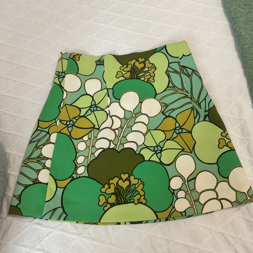 Zara Green Print Mini Skirt - Size Small